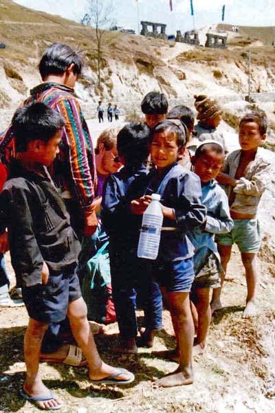 Kinder in Nepal