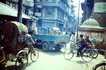 Enge Gassen in der Altstadt von Kathmandu